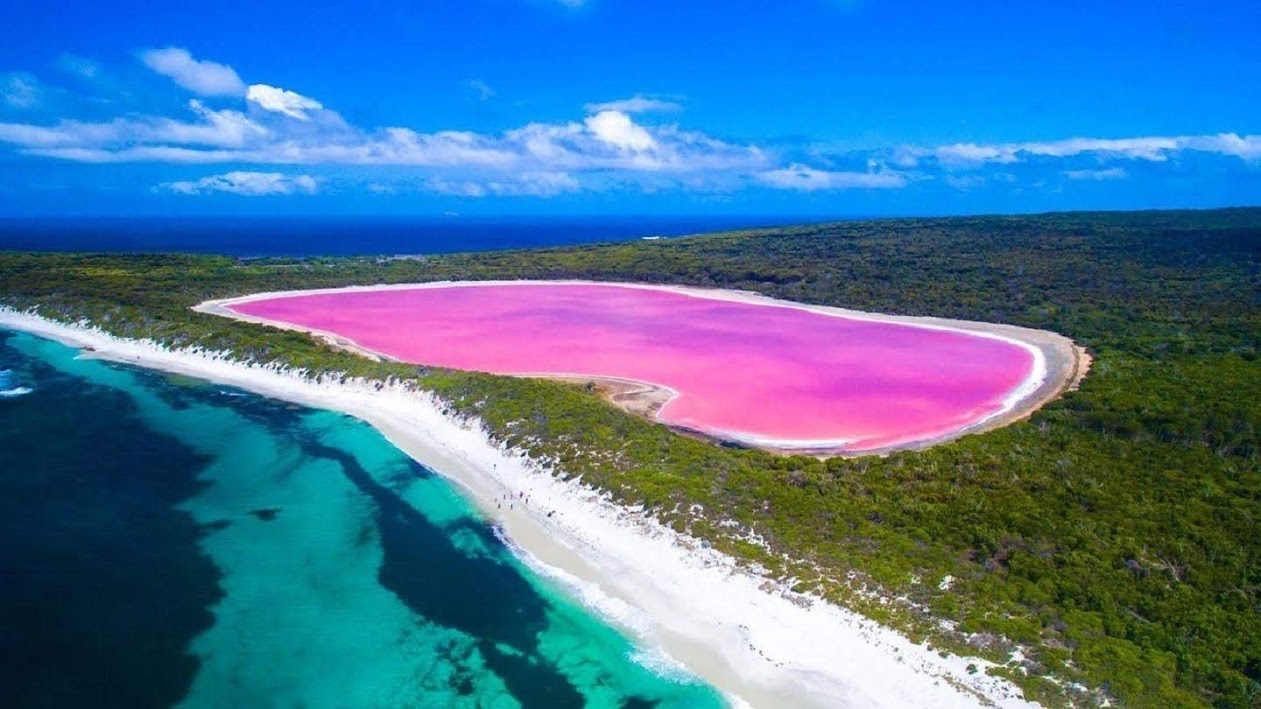 Lake Hillier, Australia