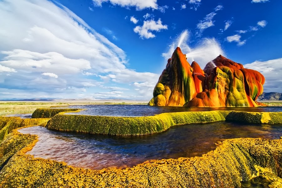 Fly Geyser, Washoe County, Nevada