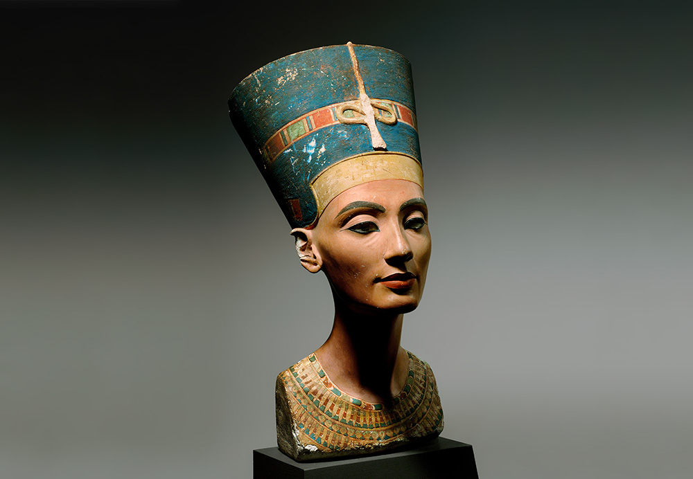 Царица Нефертити (правила 1353 – 1336 гг. до н.э.)