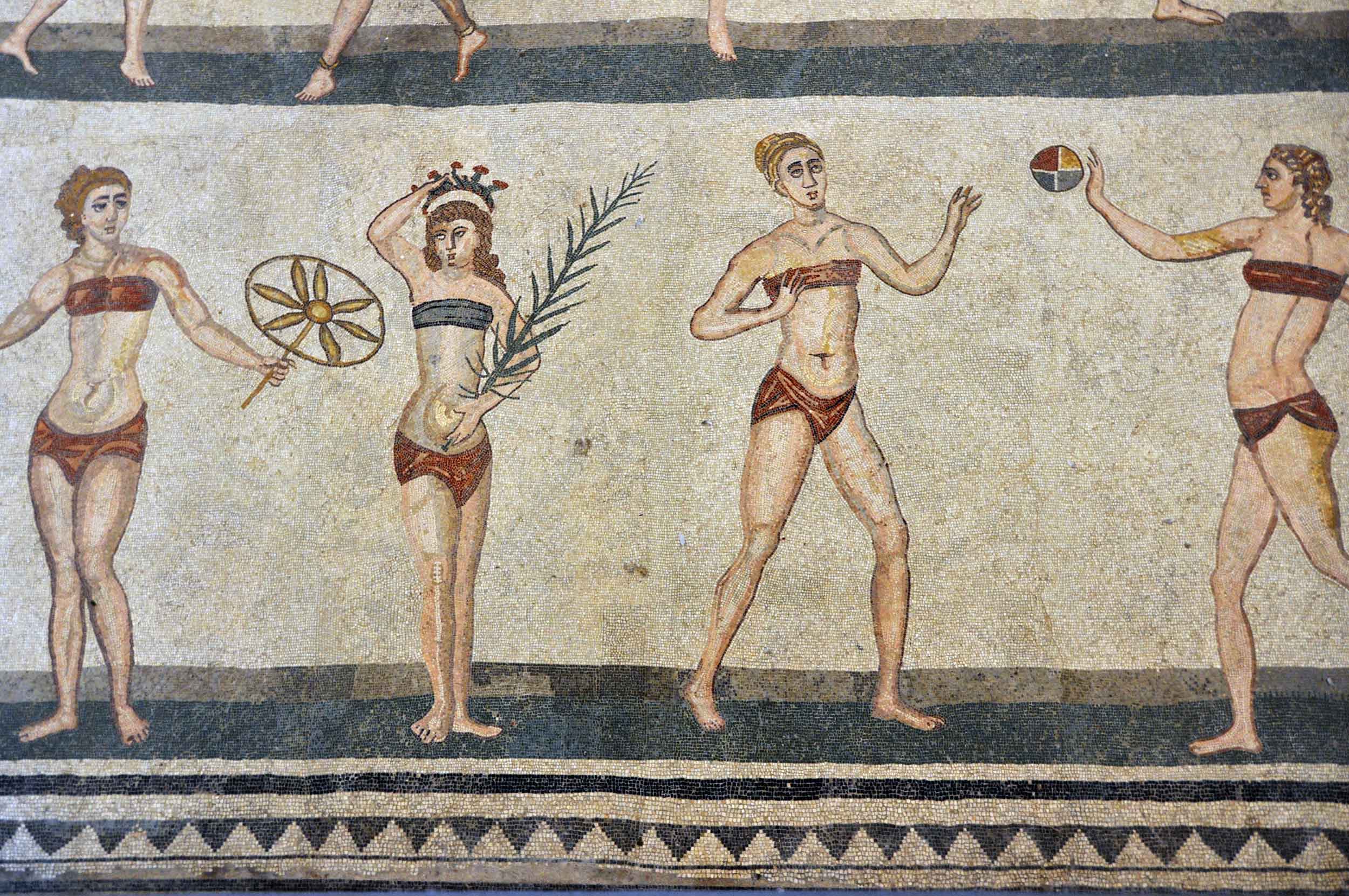 Римляне были одними из первых, кто стал носить бикини