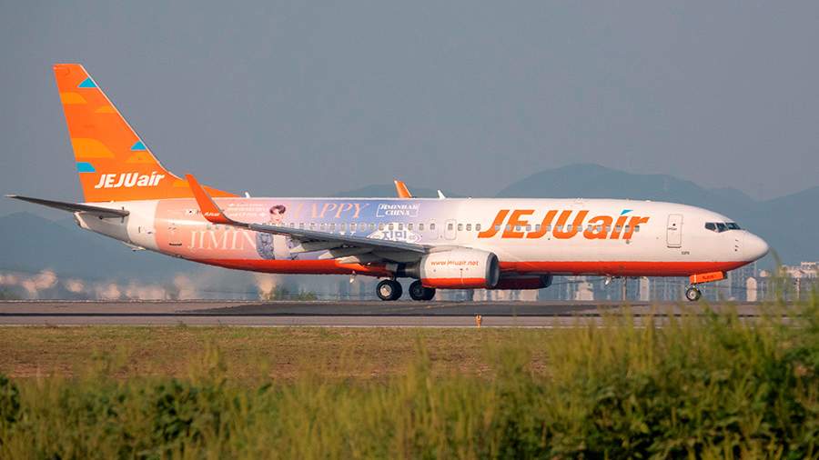 Еще один самолет Jeju Air совершил аварийную посадку из-за неисправности шасси | Новости мира | Известия | 30.12.2024